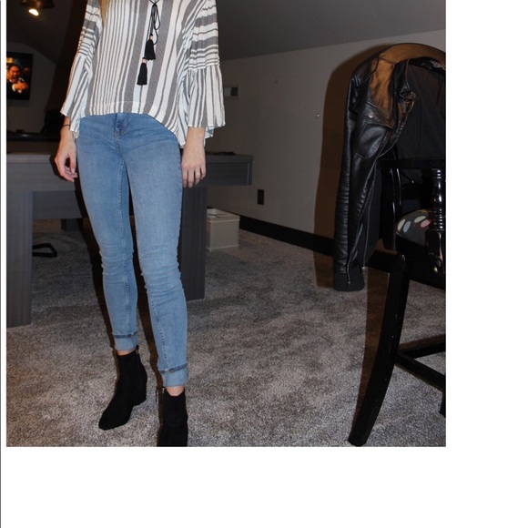 Flowy Striped Style Rack Top - Picture 3 of 5